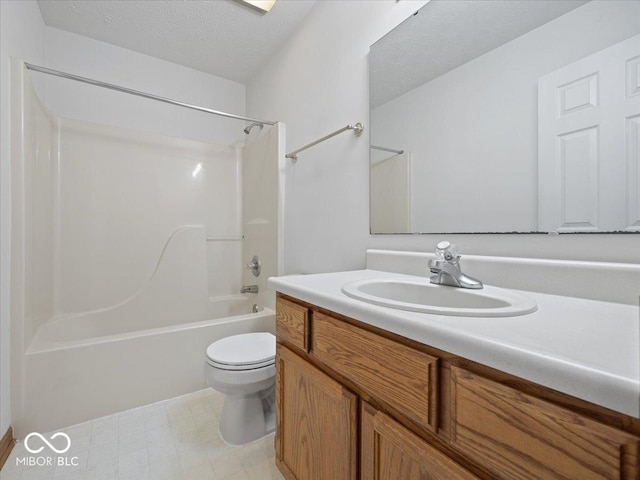 294 Keller Dr, Greenfield, IN 46140 - bathroom featuring shower / bathtub combination, vanity, and a textured ceiling