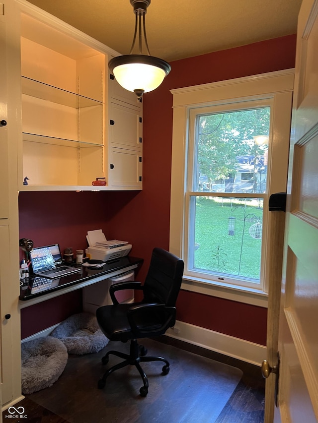 519 E Wabash Ave, Crawfordsville, IN 47933 - office with wood finished floors and baseboards