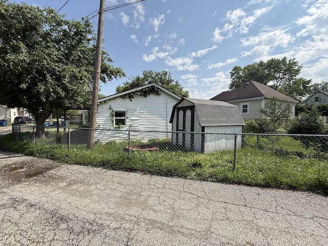 405 W 3rd St, Sheridan, IN 46069 - photo 4