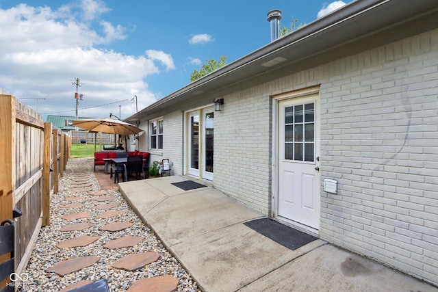 121 Apple St, Greenfield, IN 46140 - fenced backyard with a patio area