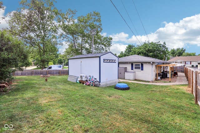 121 Apple St, Greenfield, IN 46140 - fenced backyard with a shed