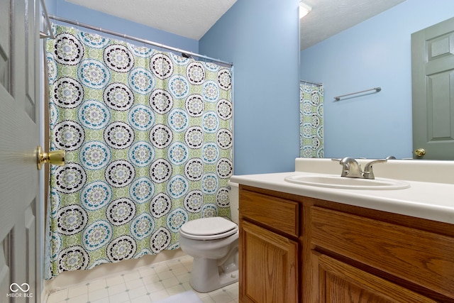 5034 Aspen Crest Ln, Indianapolis, IN 46254 - bathroom featuring vanity and a shower with shower curtain