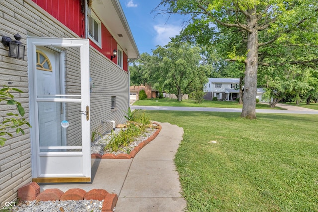 157 E Hill Valley Dr, Indianapolis, IN 46227 - view of green lawn
