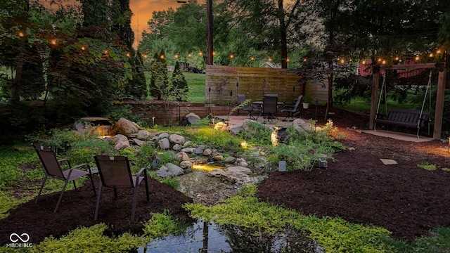 812 Eaglewood Dr, Zionsville, IN 46077 - view of yard featuring a patio