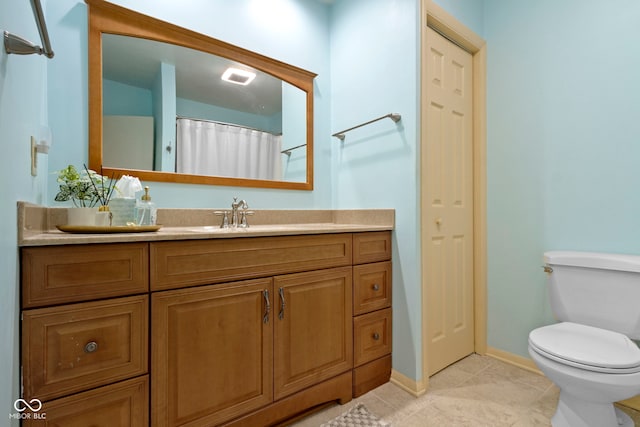 812 Eaglewood Dr, Zionsville, IN 46077 - full bath with vanity, tile patterned floors, and a closet