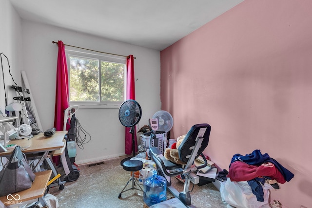 3909 Richelieu Ct, Indianapolis, IN 46226 - workout room featuring baseboards