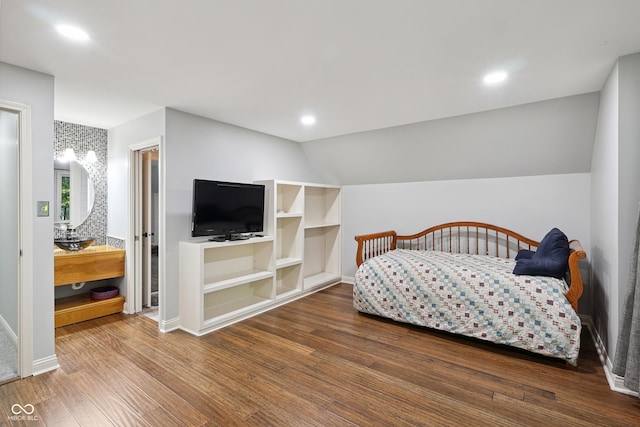 118 White Horse Ln, Fishers, IN 46038 - bedroom with wood finished floors, recessed lighting, and vaulted ceiling