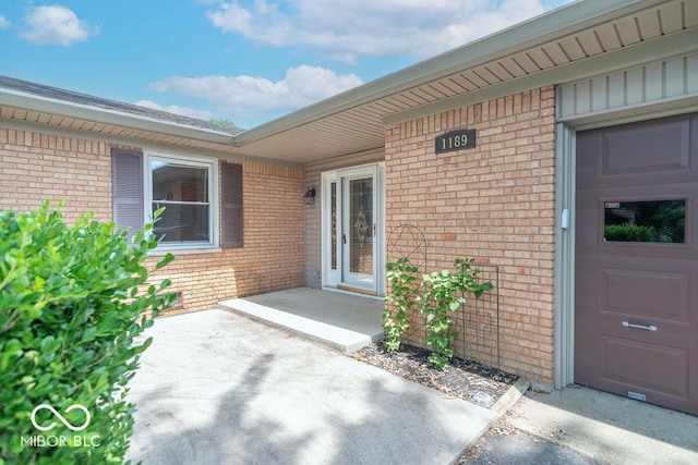 1189 N County Road 475 E, Avon, IN 46123 - property entrance with brick siding
