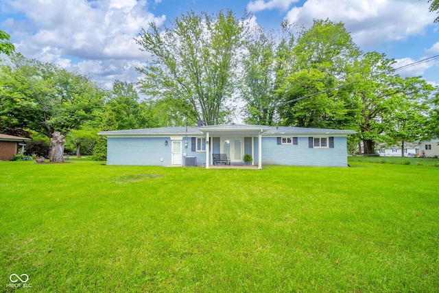 107 Pasadena Rd, Noblesville, IN 46062 - view of front of home with a front lawn