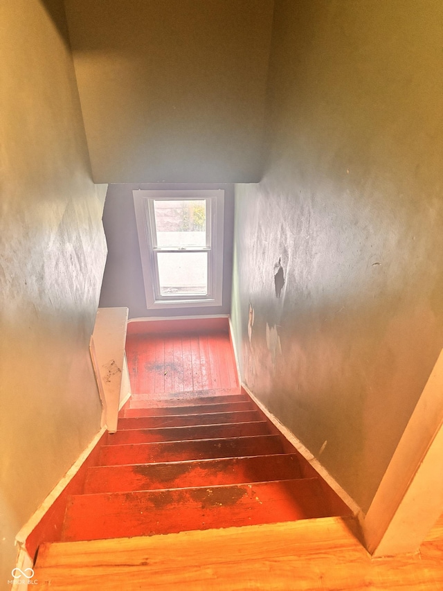 543 N Oakland Ave, Indianapolis, IN 46201 - stairway with hardwood / wood-style flooring and baseboards