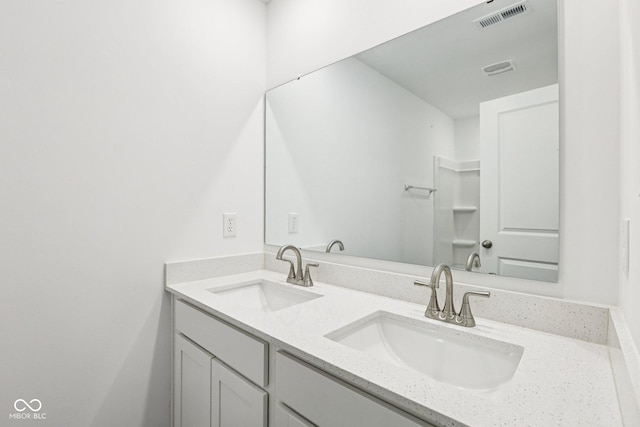 1186 Vera Blvd, Danville, IN 46122 - full bath with double vanity