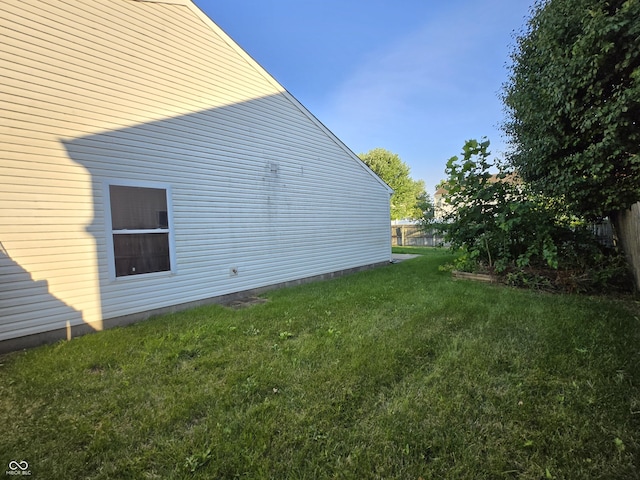 4293 Blue Spruce Ct, Greenwood, IN 46143 - view of home's exterior with a yard