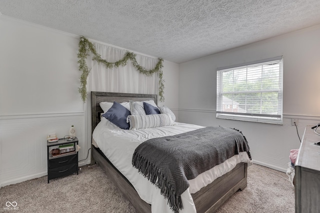 7444 Melanie Ln, Indianapolis, IN 46217 - bedroom with light carpet and a textured ceiling