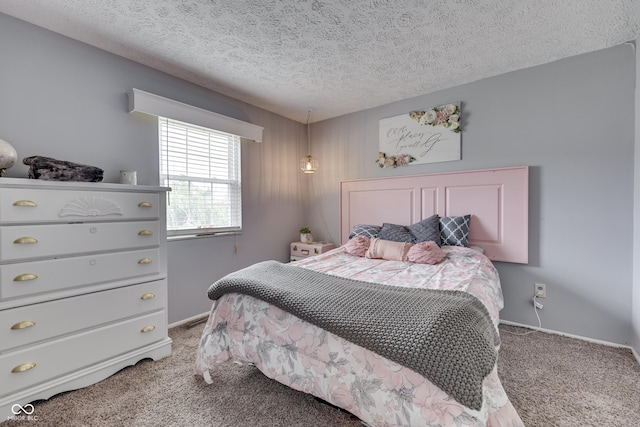 7444 Melanie Ln, Indianapolis, IN 46217 - bedroom featuring carpet flooring and a textured ceiling