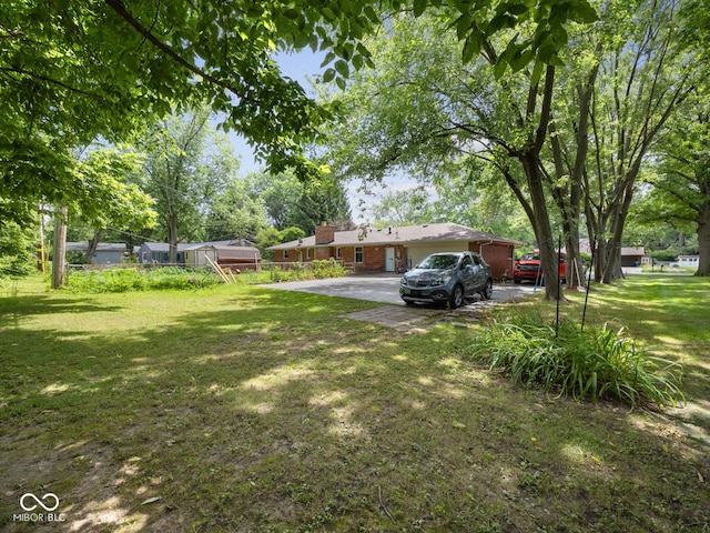 5530 Skyridge Dr, Indianapolis, IN 46250 - view of green lawn