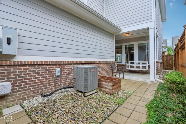 5736 Buskirk Dr, Indianapolis, IN 46216 - photo 23