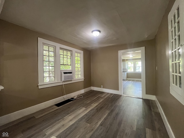 511 W 22nd St, Anderson, IN 46016 - photo 8