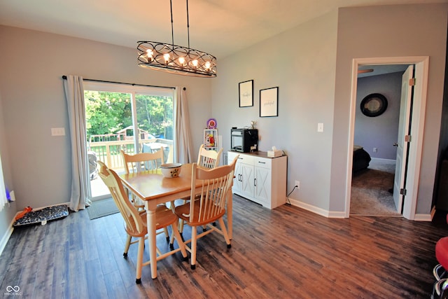 6362 W Friends Way Ct, Paragon, IN 46166 - dining area featuring dark wood-style flooring and baseboards