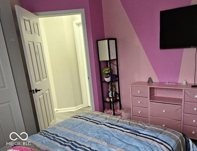 5648 Hyacinth Way, Indianapolis, IN 46254 - bedroom with wood finished floors and baseboards