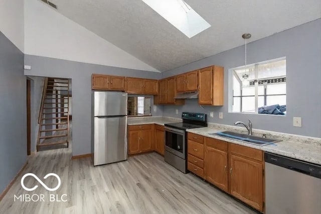 1062 N Berwick Ave, Indianapolis, IN 46222 - photo 2