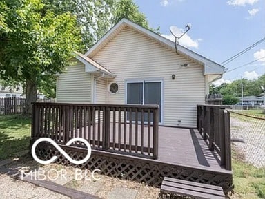1062 N Berwick Ave, Indianapolis, IN 46222 - photo 7
