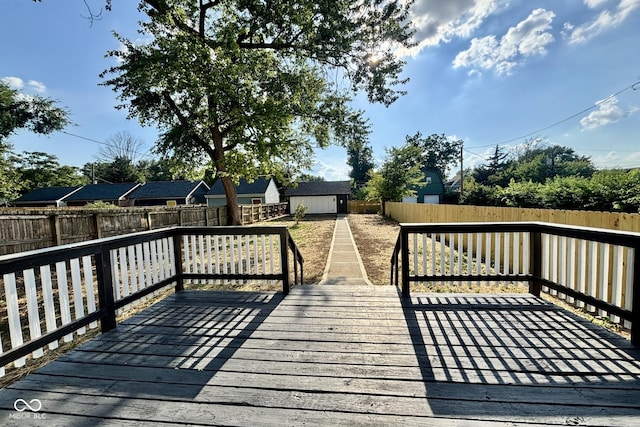 1440 S New Jersey St, Indianapolis, IN 46225 - wooden deck featuring a fenced backyard
