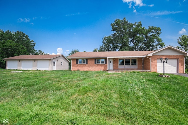 10902 E Heywood Dr, Seymour, IN 47274 - photo 1