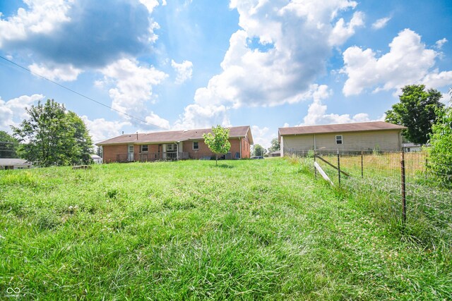 10902 E Heywood Dr, Seymour, IN 47274 - photo 14