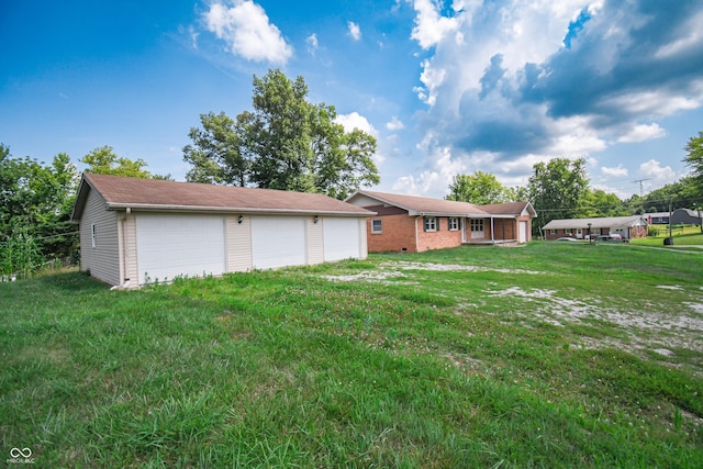 10902 E Heywood Dr, Seymour, IN 47274 - photo 8