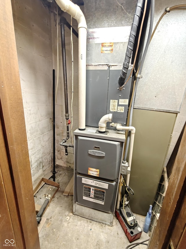 316 E Mechanic St, Shelbyville, IN 46176 - view of utility room