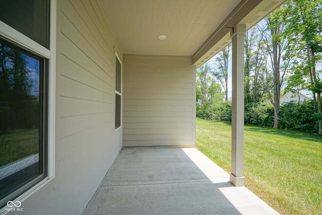 2541 Riviera Pl, Greenwood, IN 46143 - view of patio