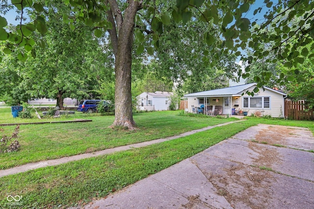 209 Bishop St, Mooresville, IN 46158 - view of front of house featuring a porch