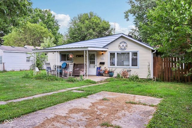 209 Bishop St, Mooresville, IN 46158 - bungalow-style home with a patio