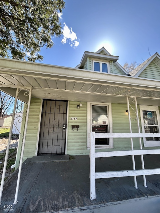 1757 Howard St, Indianapolis, IN 46221 - photo 4
