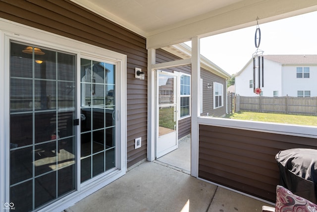 7626 Merrick Dr, Brownsburg, IN 46112 - sunroom / solarium with vaulted ceiling