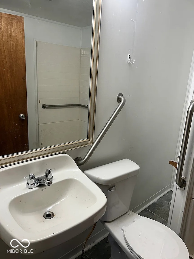 7589 S 100 W, Wabash, IN 46992 - bathroom featuring a sink and toilet