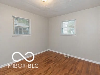 533 Lynn St, Indianapolis, IN 46222 - photo 4