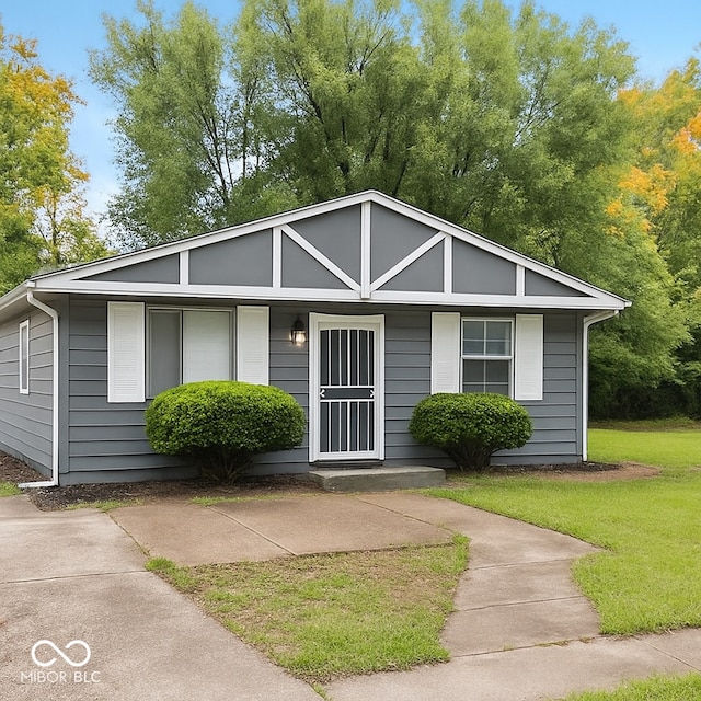 533 Lynn St, Indianapolis, IN 46222 - photo 1