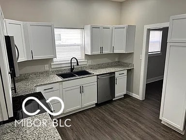 1315 Union St, Indianapolis, IN 46225 - photo 2