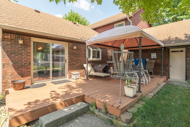 5237 Honey Comb Ln, Indianapolis, IN 46221 - deck with a gazebo and a grill