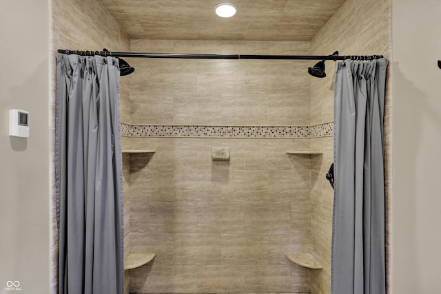 5238 N 225 E, Whiteland, IN 46184 - bathroom featuring a shower stall