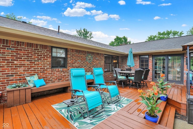 5238 N 225 E, Whiteland, IN 46184 - wooden deck with outdoor dining space