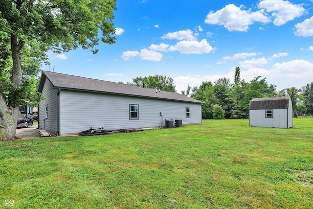 5238 N 225 E, Whiteland, IN 46184 - rear view of house featuring a storage shed and a yard