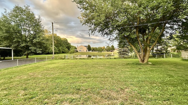 7231 S Franklin Rd, Indianapolis, IN 46259 - view of yard