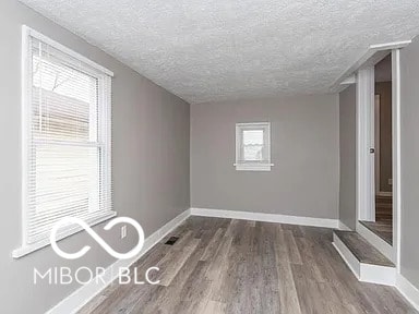 3755 N Hawthorne Ln, Indianapolis, IN 46218 - photo 13