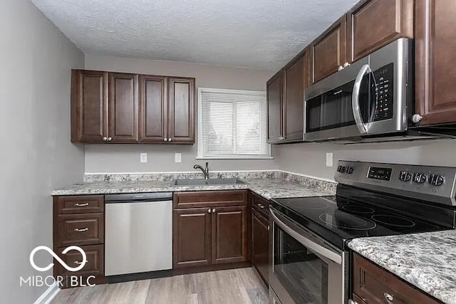3755 N Hawthorne Ln, Indianapolis, IN 46218 - photo 5