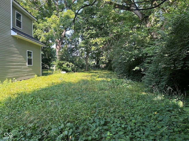 562 N Tremont St, Indianapolis, IN 46222 - photo 1