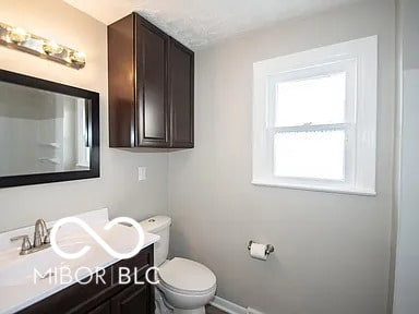 531 N Alton Ave, Indianapolis, IN 46222 - photo 11