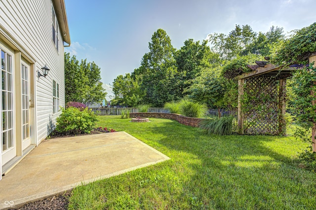 1143 Kinross Dr, Avon, IN 46123 - fenced backyard featuring a patio area