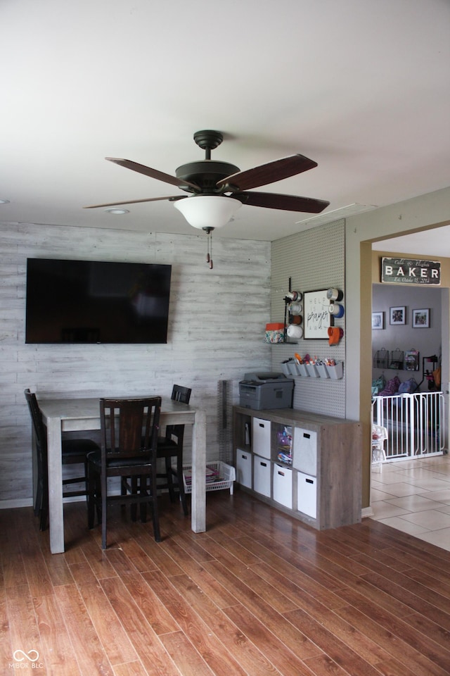 1042 S County Road 600 W, Danville, IN 46122 - bar featuring a ceiling fan and wood finished floors